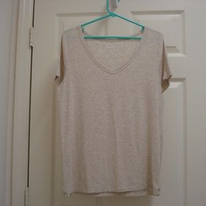 Merona Beige V-Neck Tee Shirt Size Large